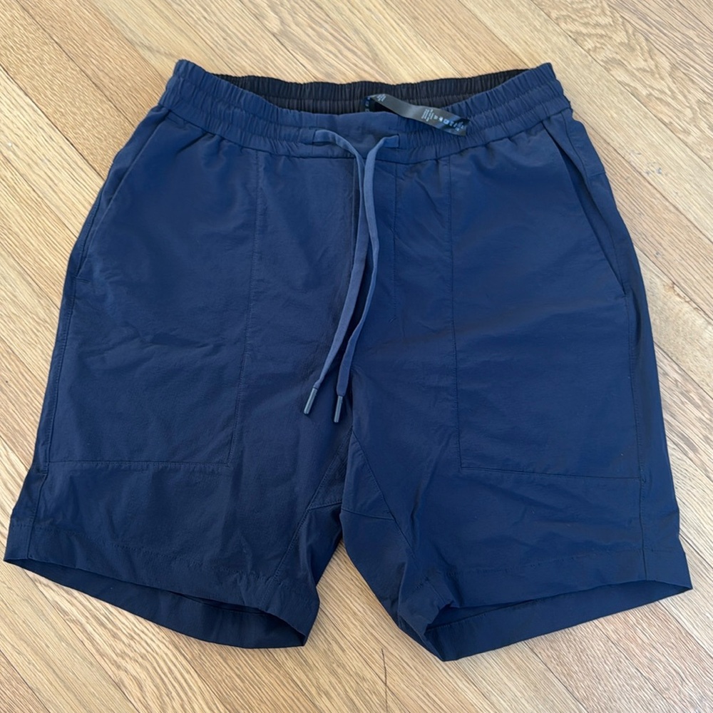 Lululemon Bowline 8in Short Linerless